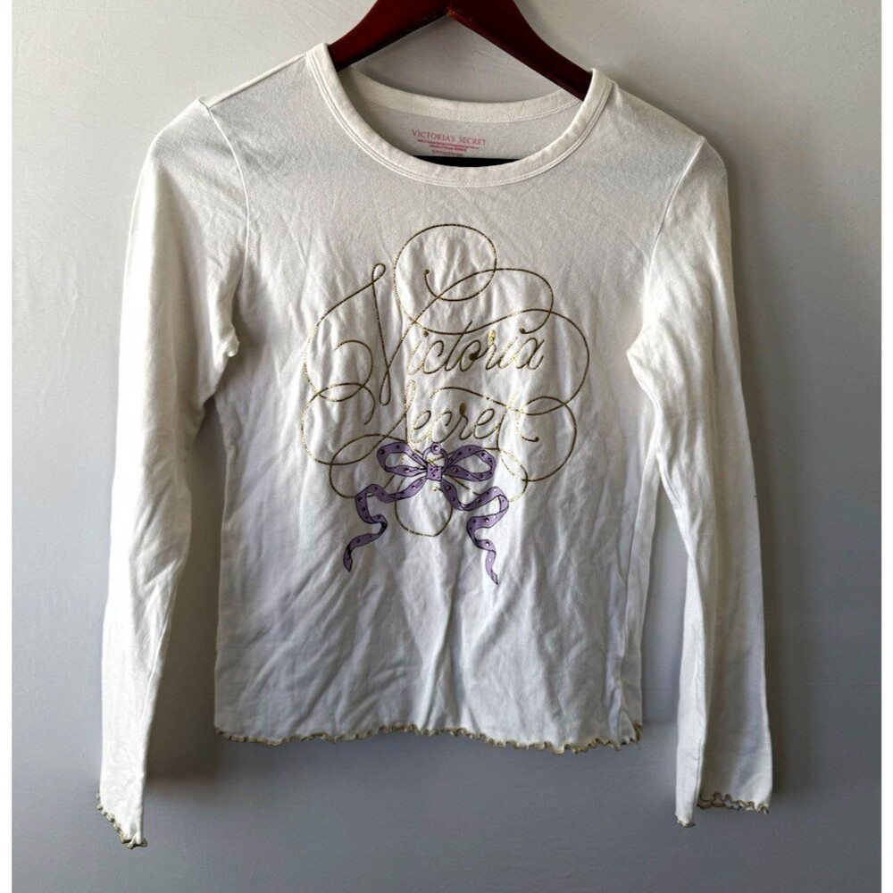 Victoria’s Secret Women’s S White Long Sleeve Crew Neck Graphic Bow Heart Tee